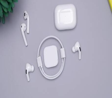 Earbuds